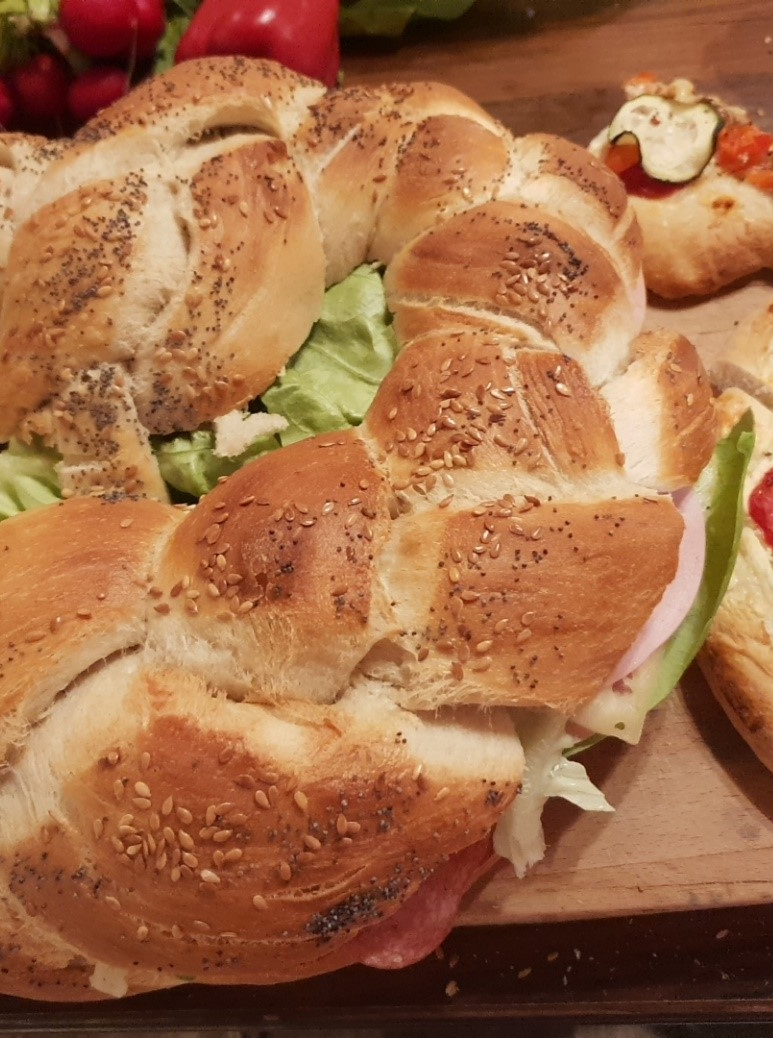 Belegtes Riesenbrot