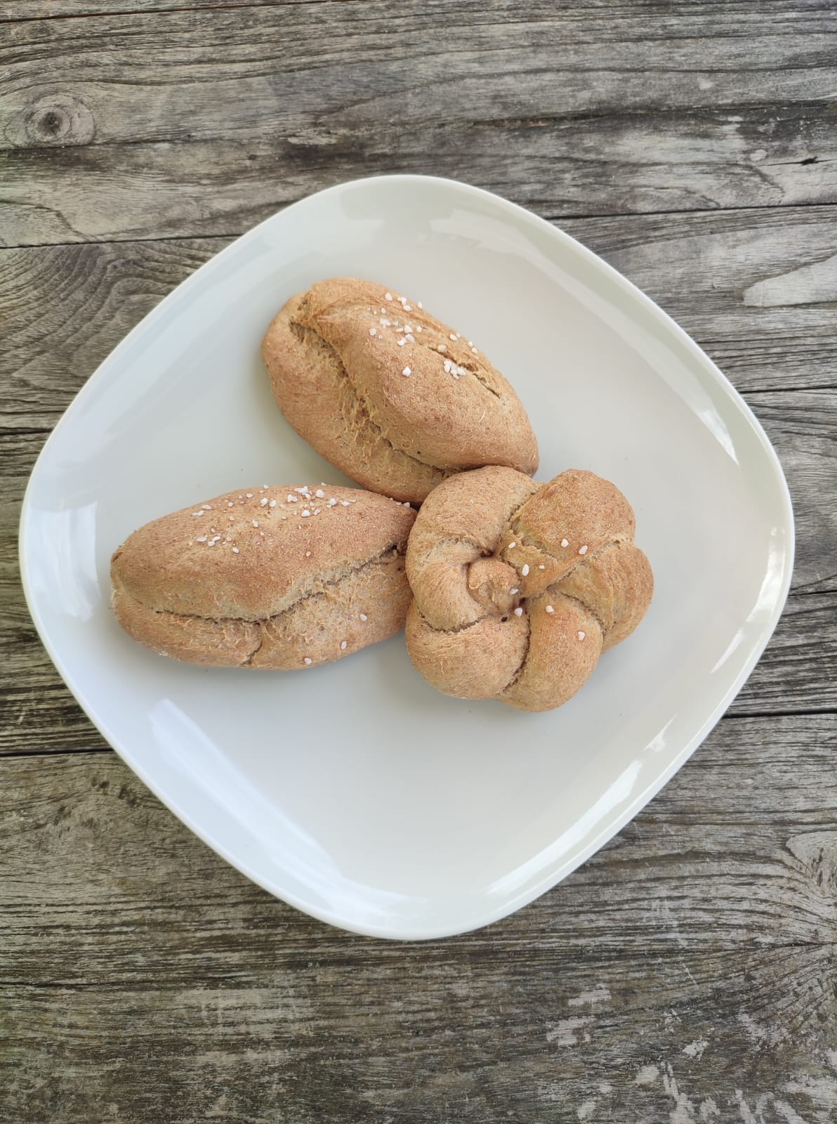 Weckerl mit Altbrot | Salzburger Seminarbäuerinnen