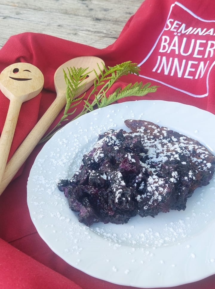 Schwarzbeerlaibchen