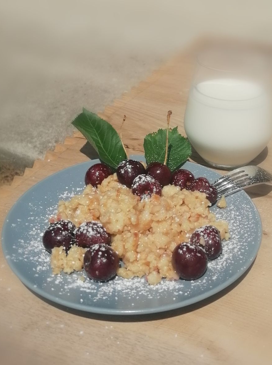 Muas mit Kirschen