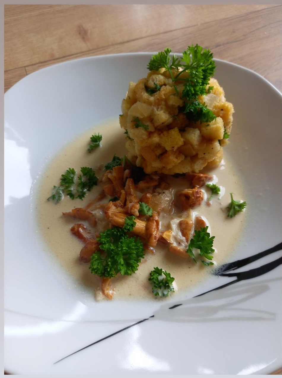 Knödel mit Pilzen