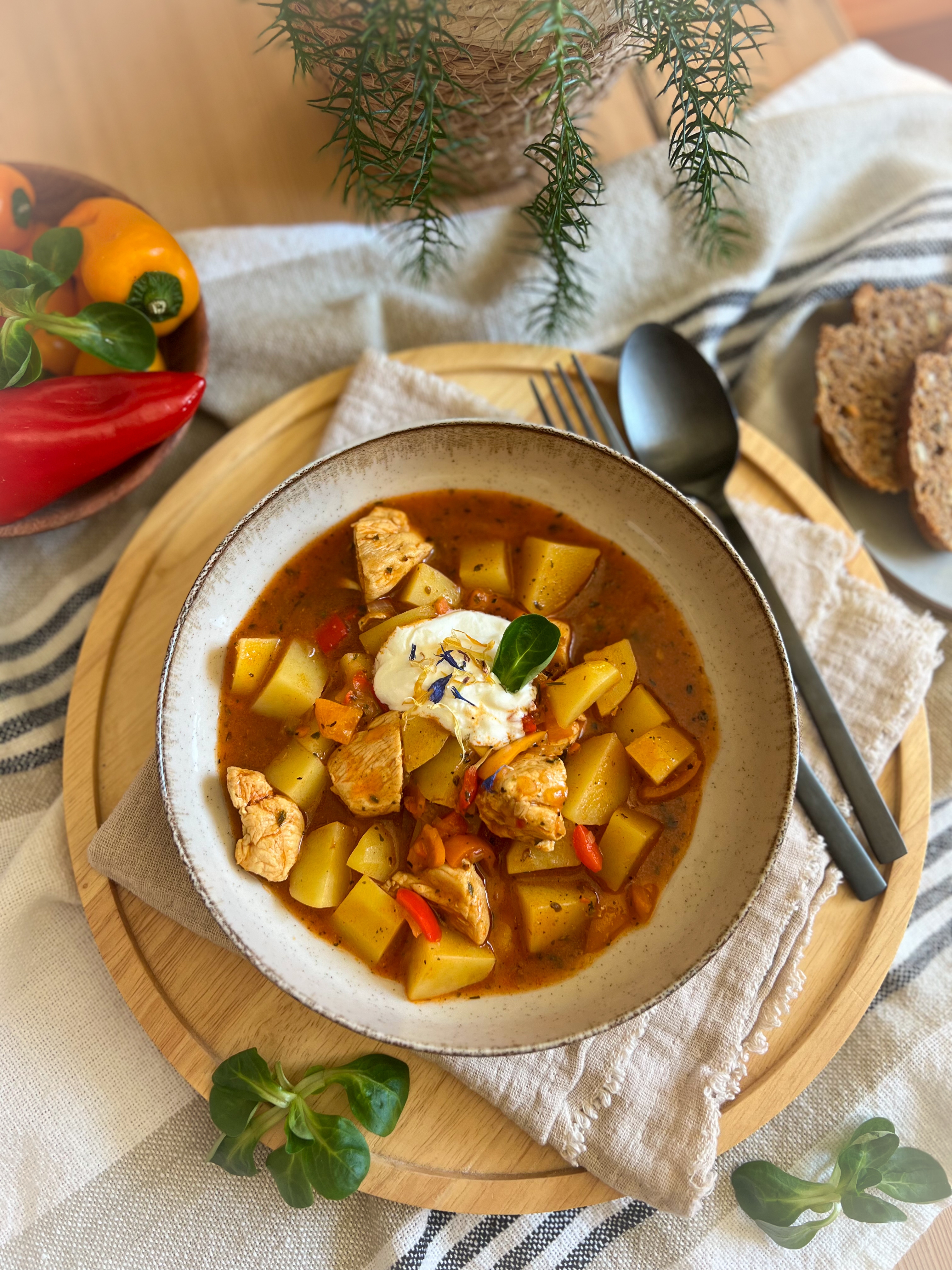 Gulasch vom Huhn